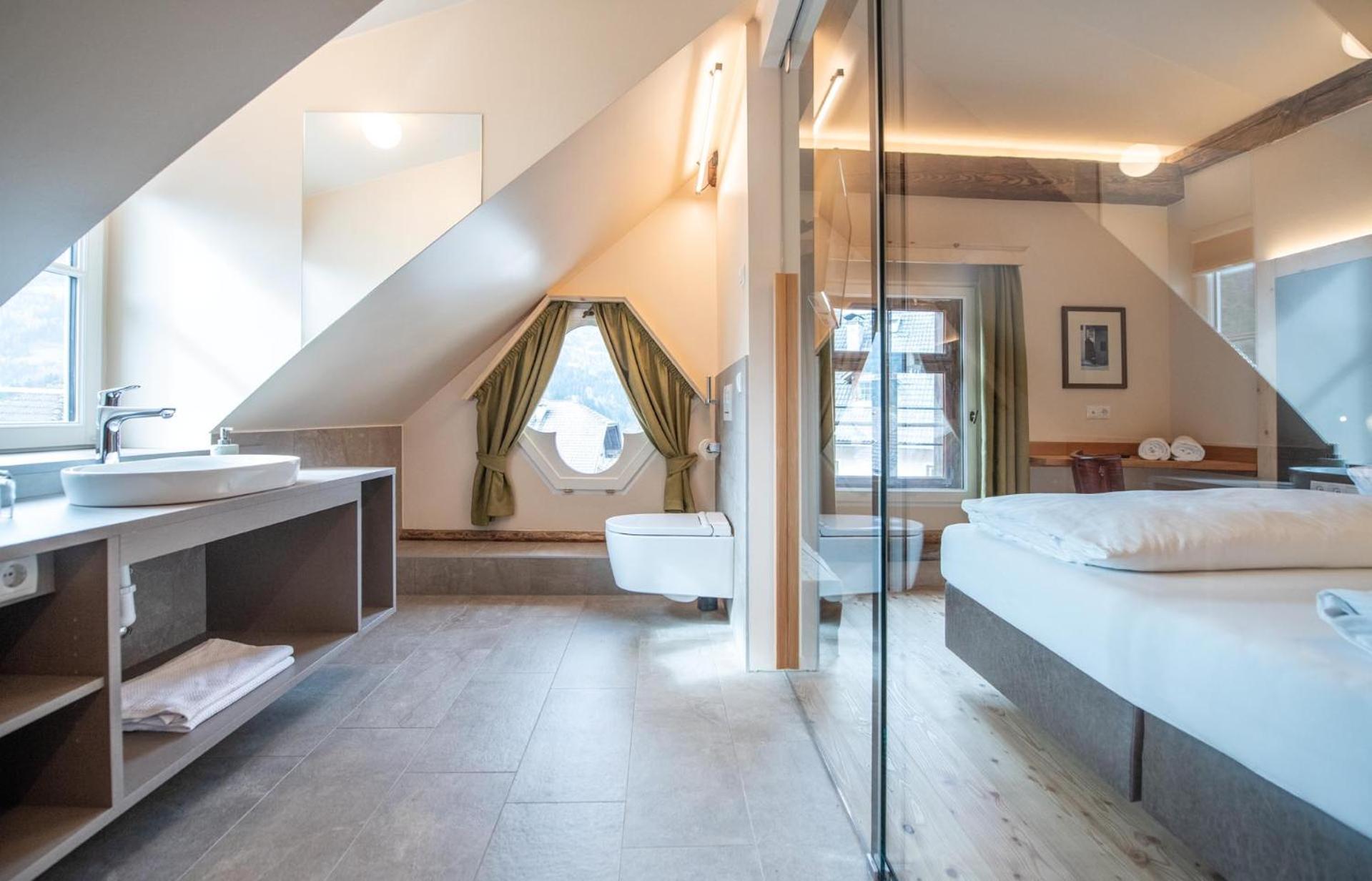Hotel Gassenwirt Chienes Eksteriør bilde